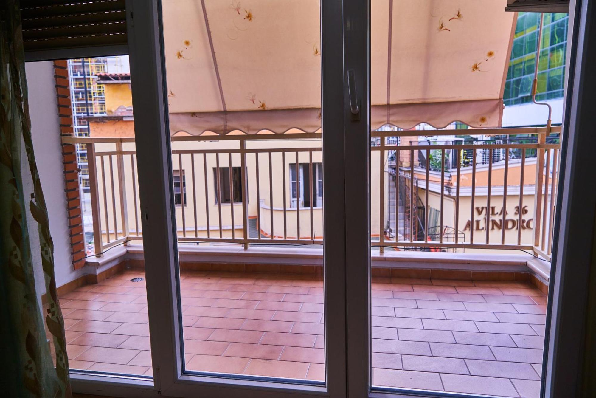Kalpazo Home Skanderbeg Square Tiranë Ngoại thất bức ảnh